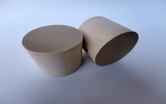قطعات خودرو Dpf Diesel Particleulate Filter Regeneration Passive Euro 6 Catalyst
