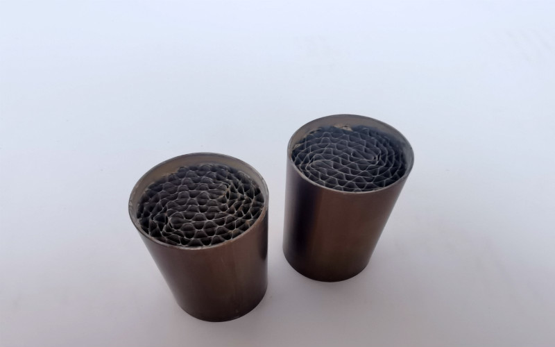 کاتالیزور موتور سیکلت لانه زنبوری Euro4 Euro5